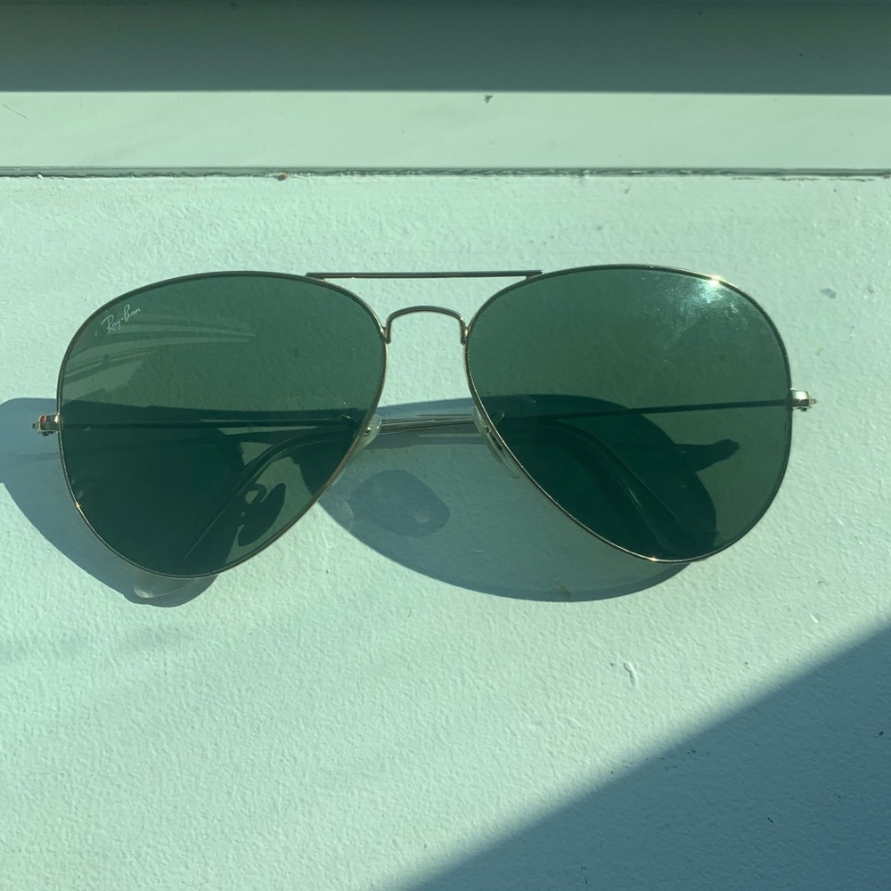 Ray-Ban Aviators - Picture 2 of 4